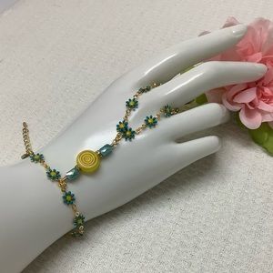 🌸Boho Enamel Flower Hand Chain